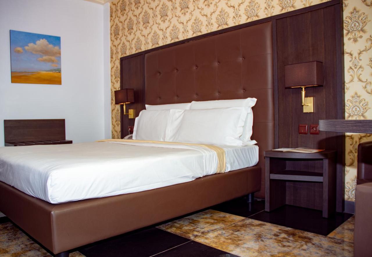 New Heaven Hotel Yaoundé Εξωτερικό φωτογραφία
