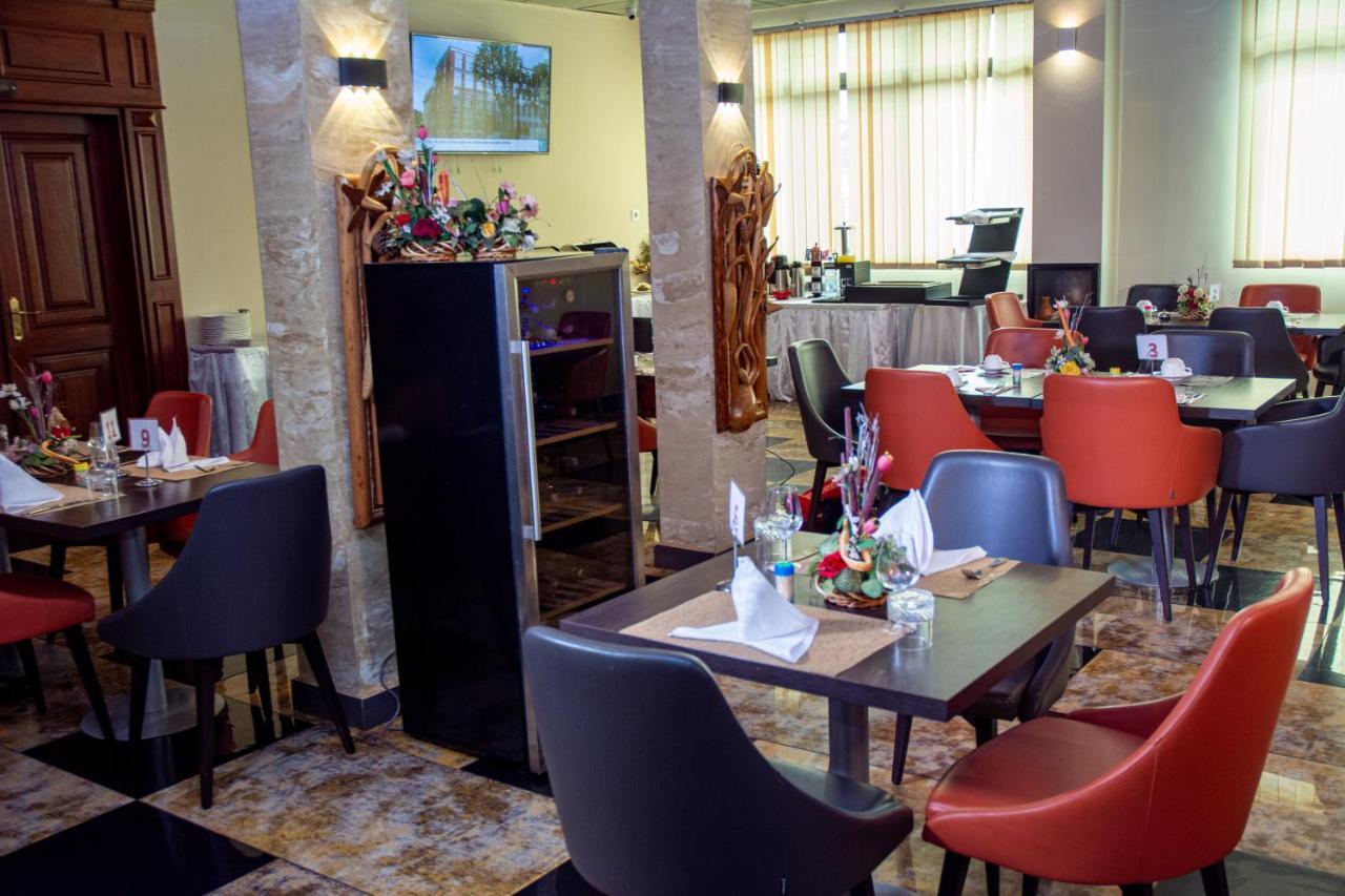 New Heaven Hotel Yaoundé Εξωτερικό φωτογραφία