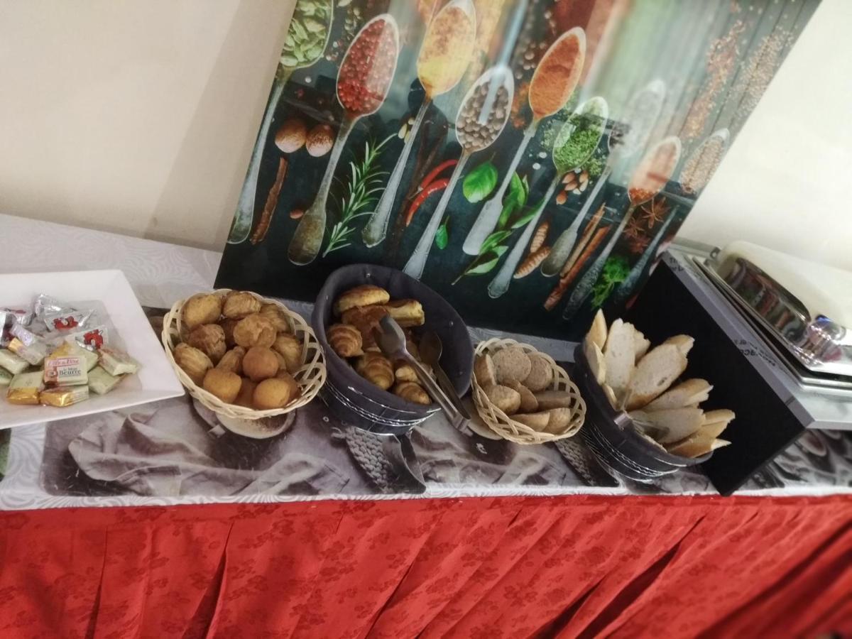 New Heaven Hotel Yaoundé Εξωτερικό φωτογραφία